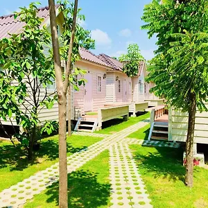 v-resort-cambodia.hotelssihanoukville.net/