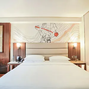aura-inn.hotelsdelhi.org/